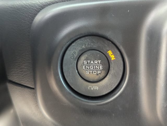 Used 2022 Jeep Wrangler Unlimited Sport AWD/4WD image 35