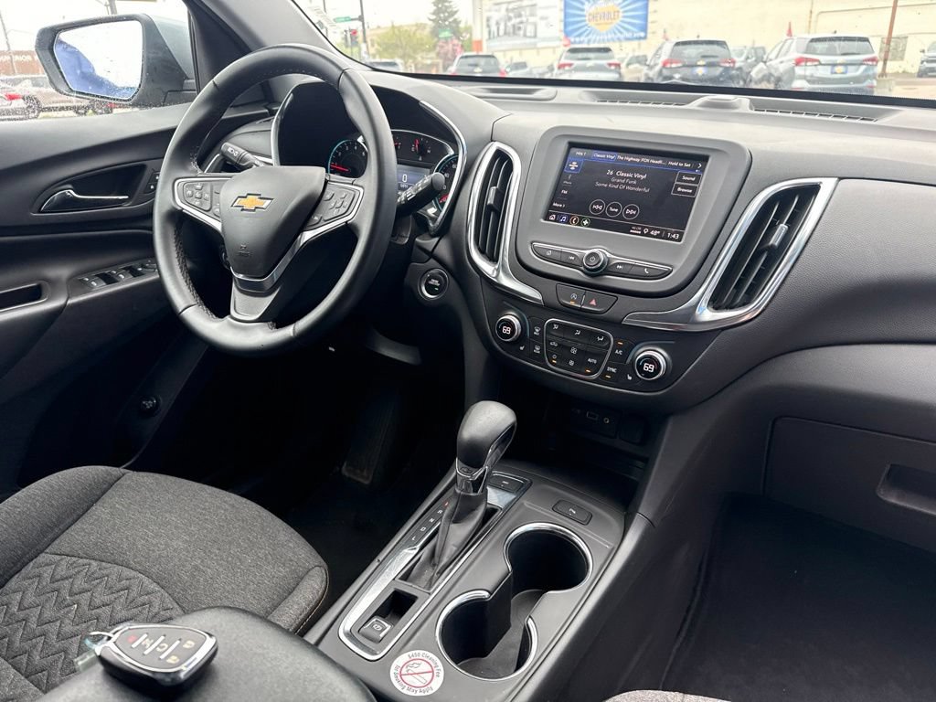 Used 2024 Chevrolet Equinox LT AWD/4WD image 35