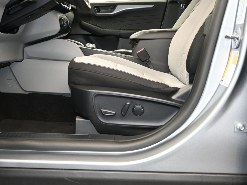 Used 2024 Ford Escape Active image 21