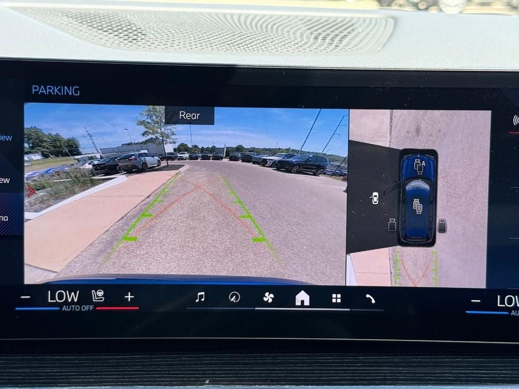 Certified 2026 BMW X7 M60i AWD/4WD image 15