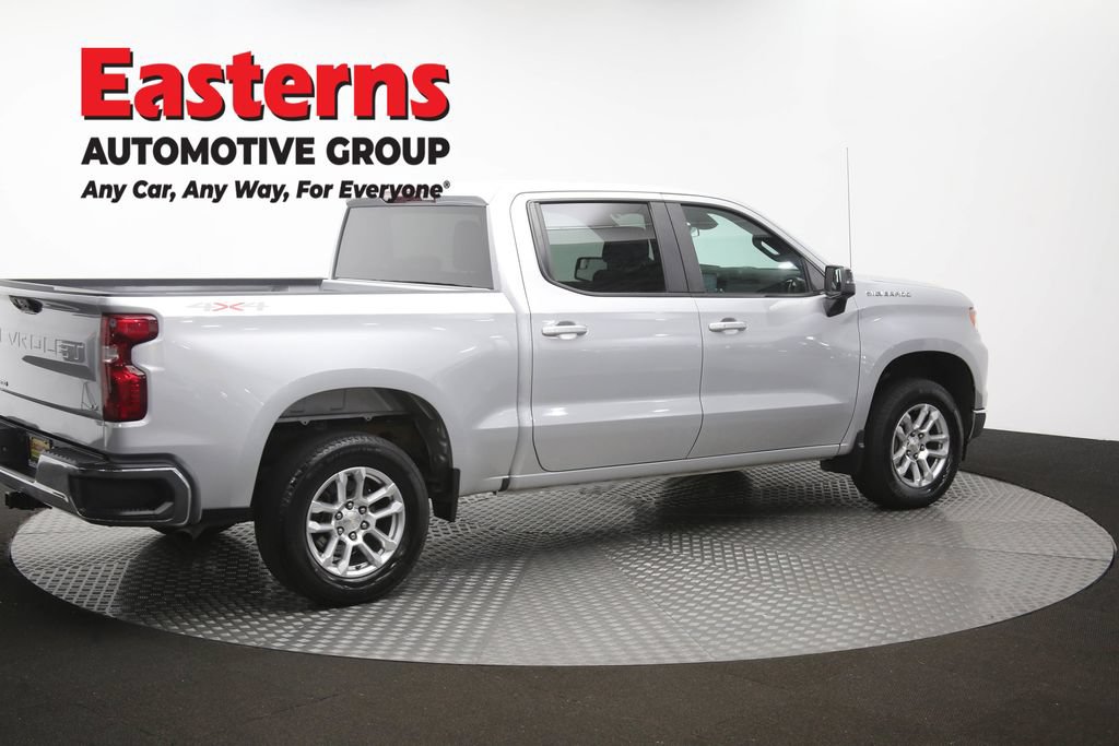 Used 2022 Chevrolet Silverado 1500 LT AWD/4WD image 44