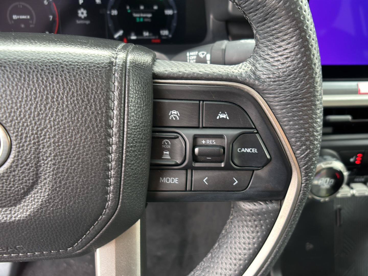 Used 2024 Toyota Tacoma TRD Off-Road w/ TRD Off Road Premium Package AWD/4WD image 29