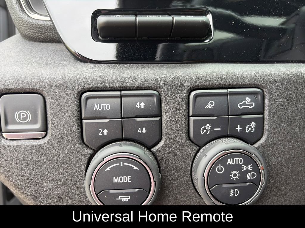 Used 2024 Chevrolet Silverado 2500 ZR2 w/ Technology Package AWD/4WD image 20