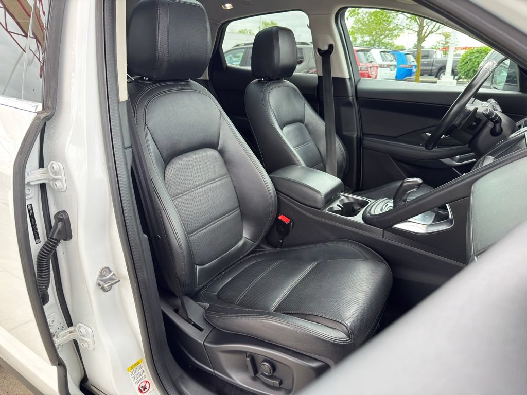 Used 2020 Jaguar E-PACE SE AWD/4WD image 41