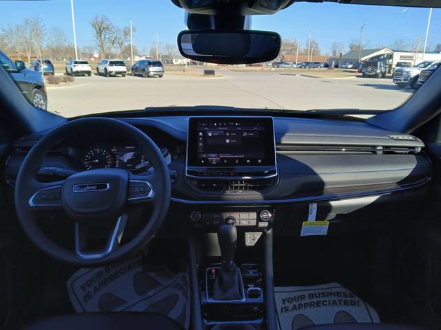 New 2026 Jeep Compass Latitude AWD/4WD image 31