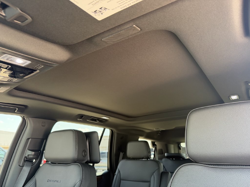 New 2027 GMC Yukon Denali w/ Denali Reserve Package AWD/4WD image 22