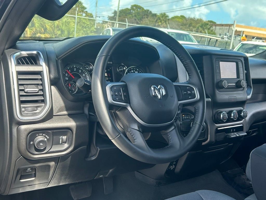 Used 2024 RAM 1500 Big Horn RWD image 35