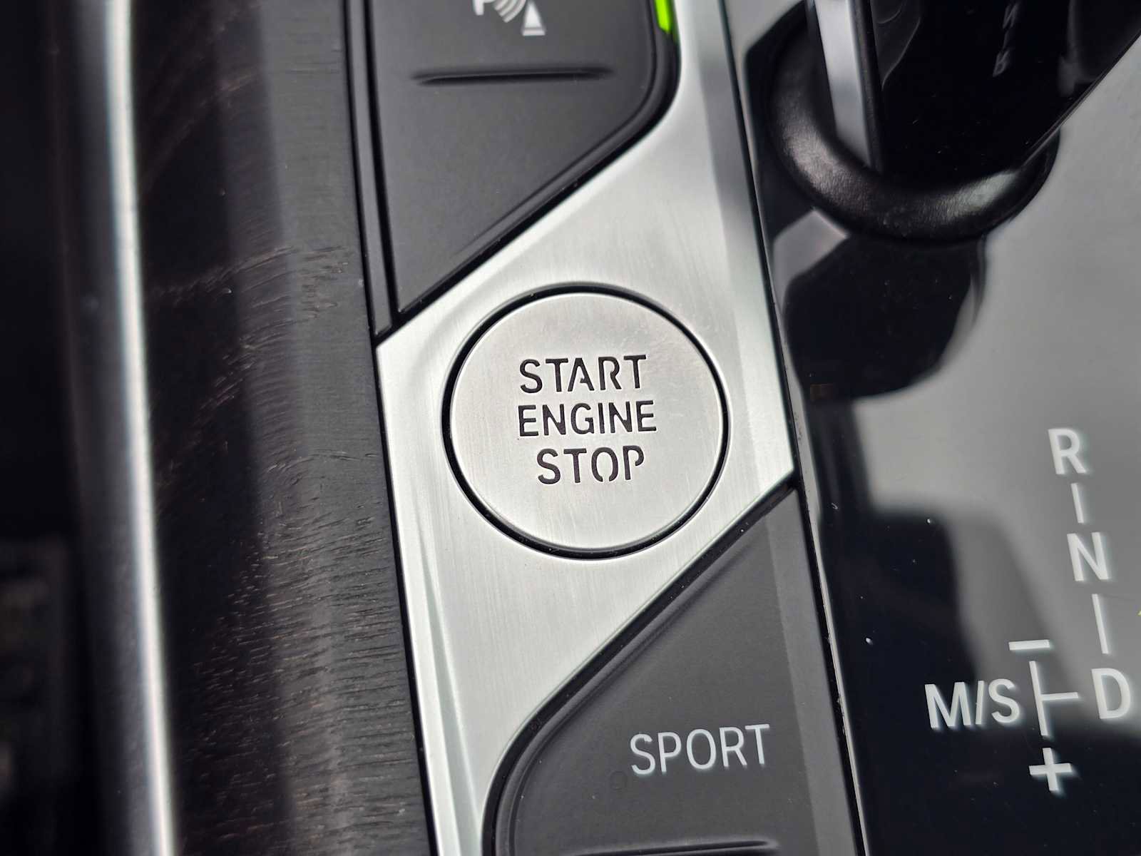 Used 2023 BMW 440i xDrive Convertible w/ Premium Package image 31