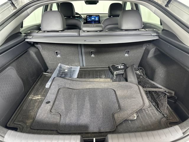 Used 2020 Hyundai Ioniq Limited image 26
