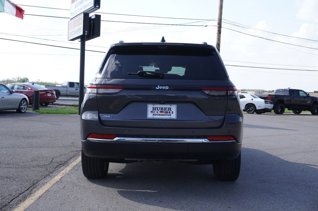 Used 2022 Jeep Grand Cherokee Limited 4xe w/ Luxury Tech Group II AWD/4WD image 6