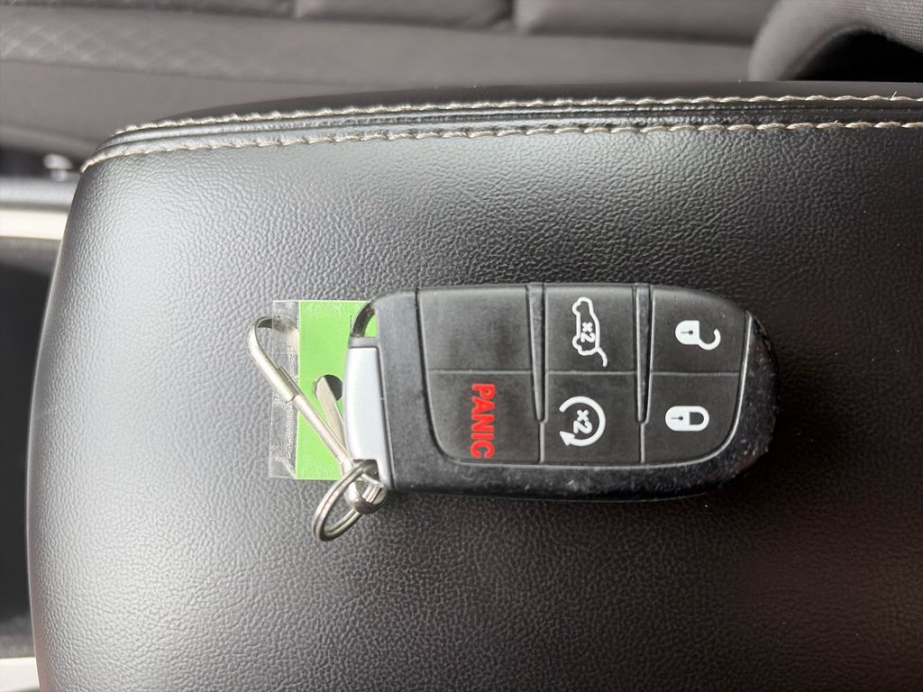 Used 2021 Jeep Grand Cherokee Freedom Edition RWD image 36
