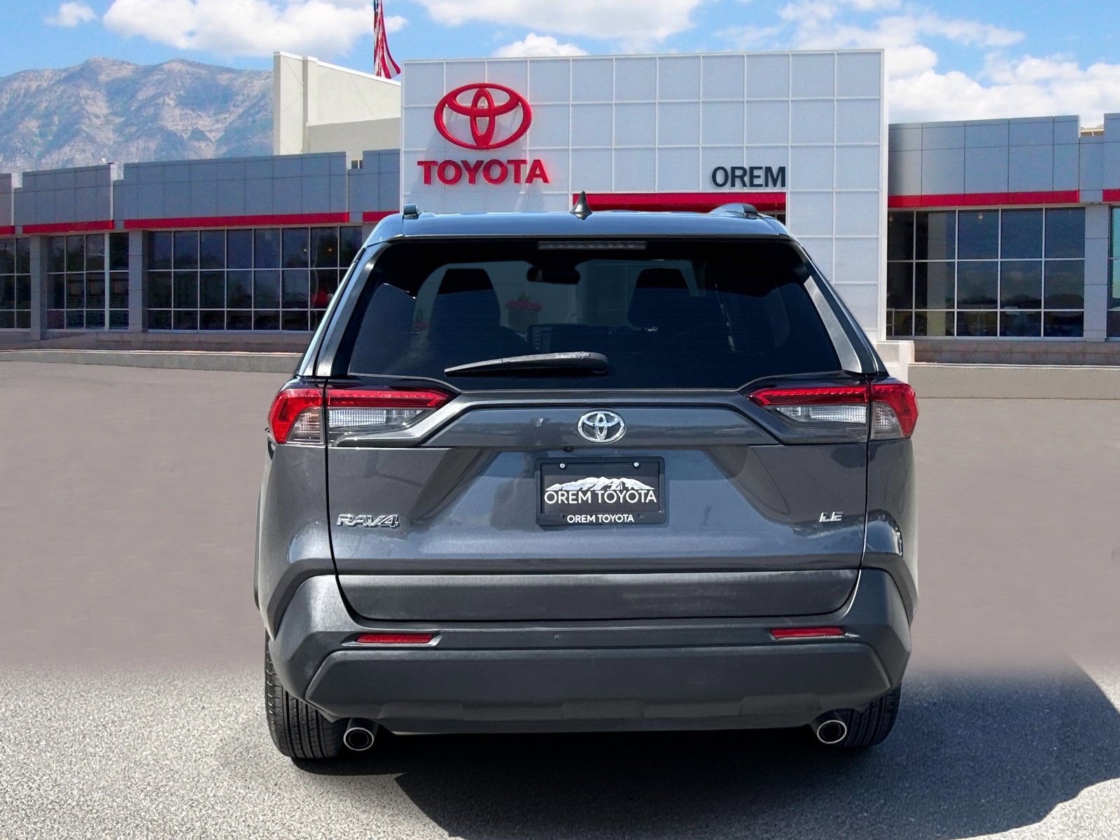 Used 2020 Toyota RAV4 LE w/ All Weather Liner Package FWD image 4