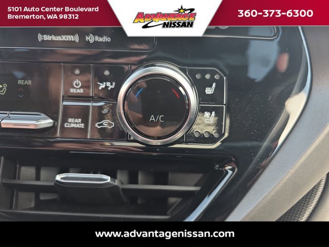 Used 2020 Toyota Highlander Limited AWD/4WD image 30