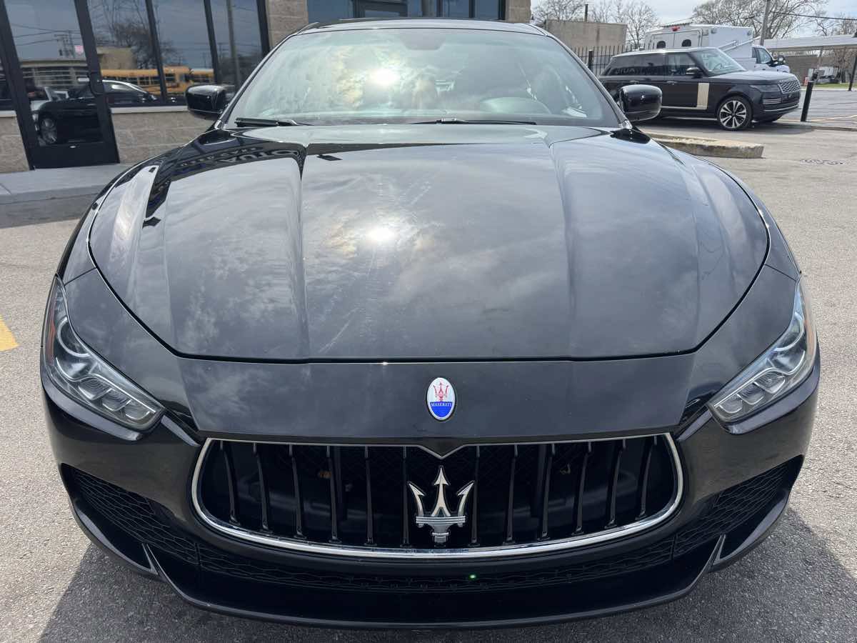 Used 2016 Maserati Ghibli RWD image 2