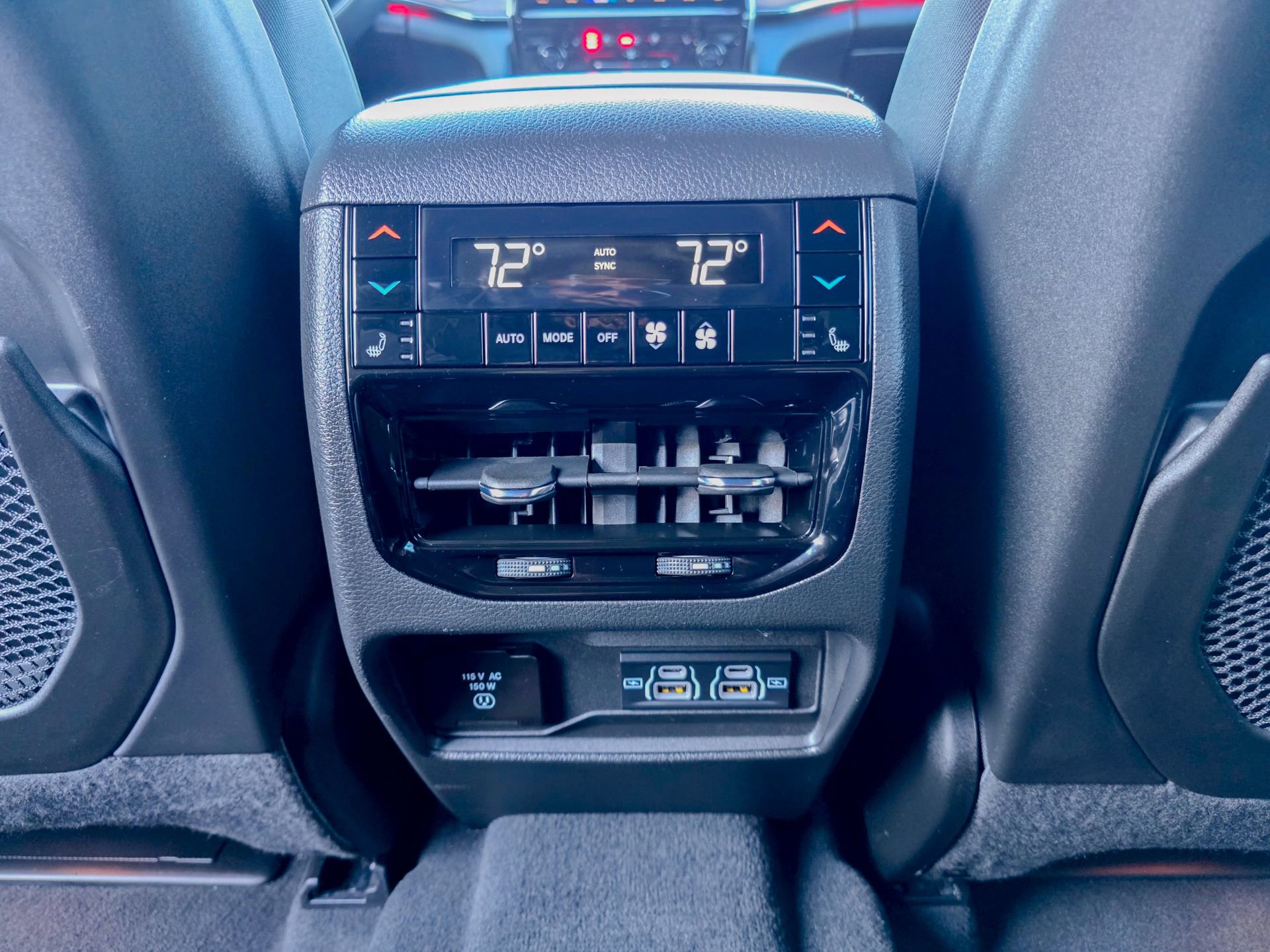 Used 2025 Jeep Grand Cherokee L Summit image 36