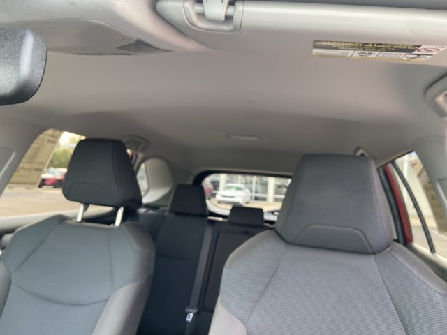 Used 2023 Toyota RAV4 LE AWD/4WD image 29