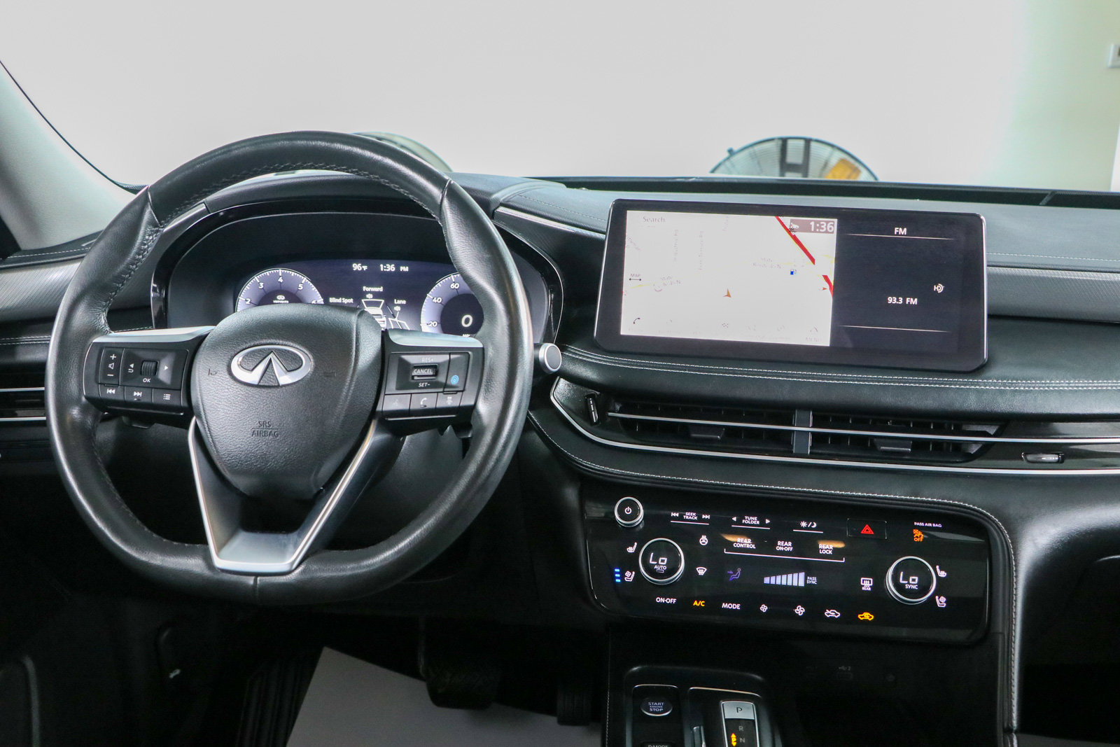 Used 2023 INFINITI QX60 Luxe w/ Cargo Package FWD image 17