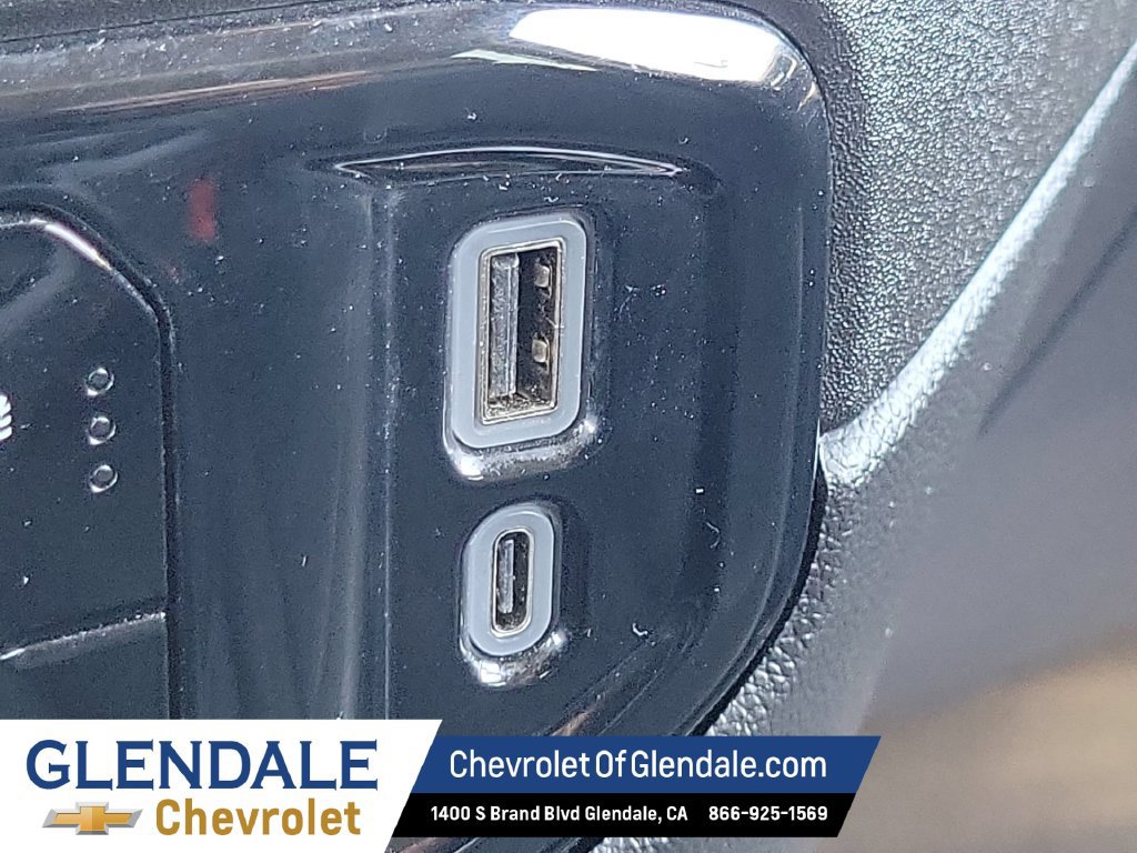 Used 2025 GMC Sierra 1500 SLT RWD image 21