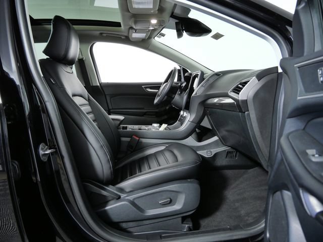 Certified 2024 Ford Edge SEL w/ Convenience Package AWD/4WD image 11