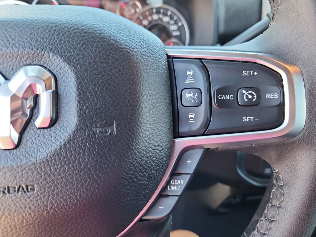 Used 2025 RAM 2500 Big Horn AWD/4WD image 19