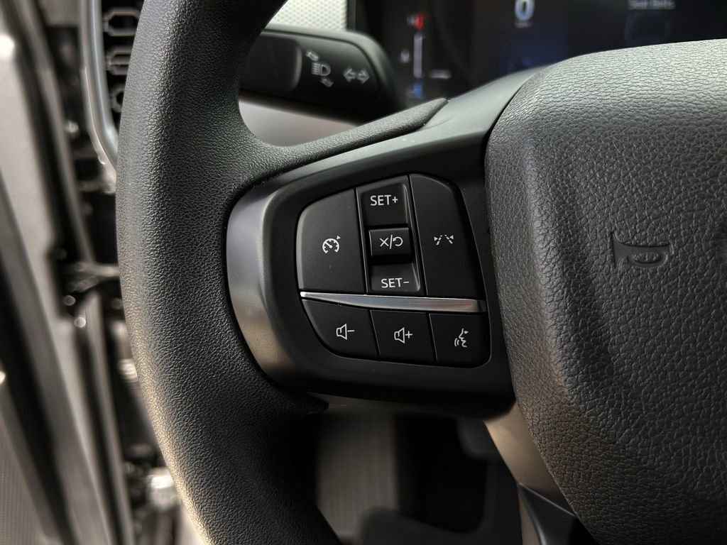 Used 2025 Ford Ranger XL image 13