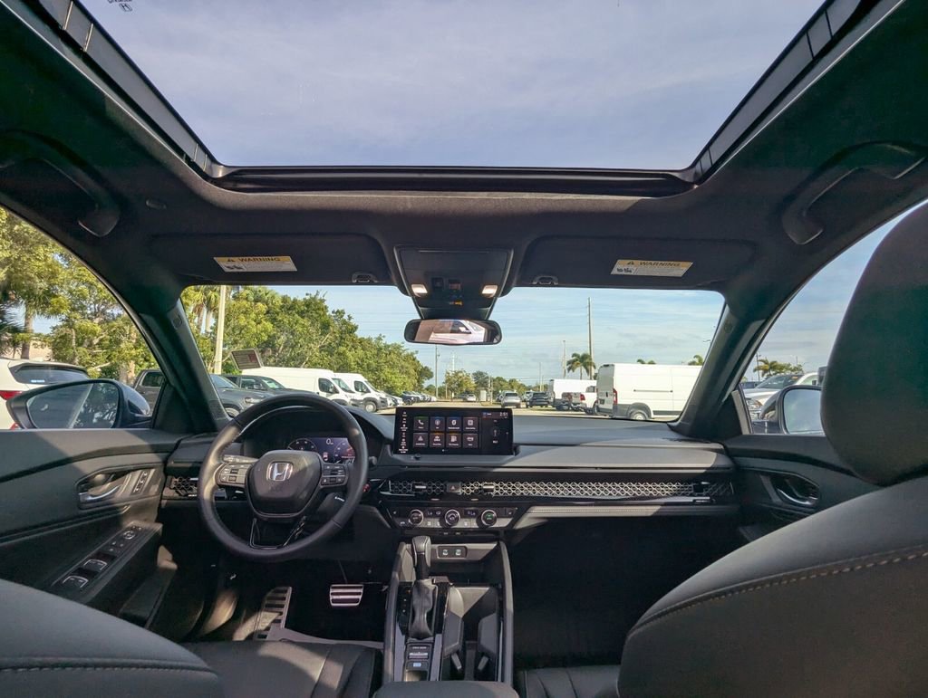 Used 2025 Honda Accord Sport image 19