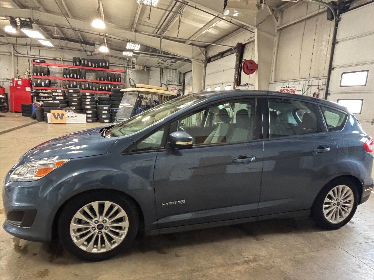 Used 2018 Ford C-MAX SE FWD image 1