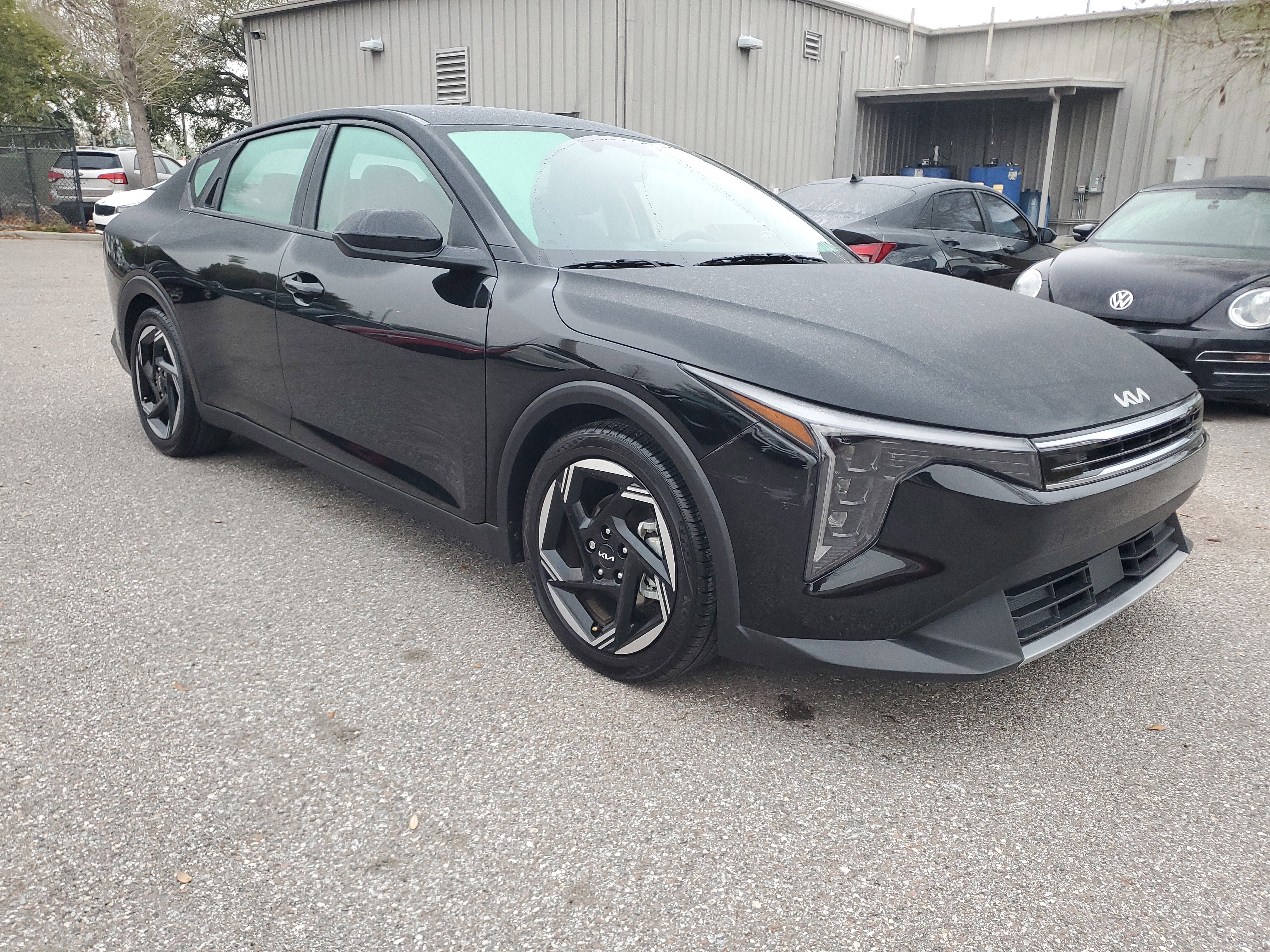 Used 2025 Kia K4 EX image 5