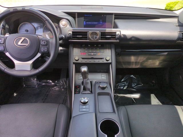 Used 2019 Lexus IS 300 RWD image 13