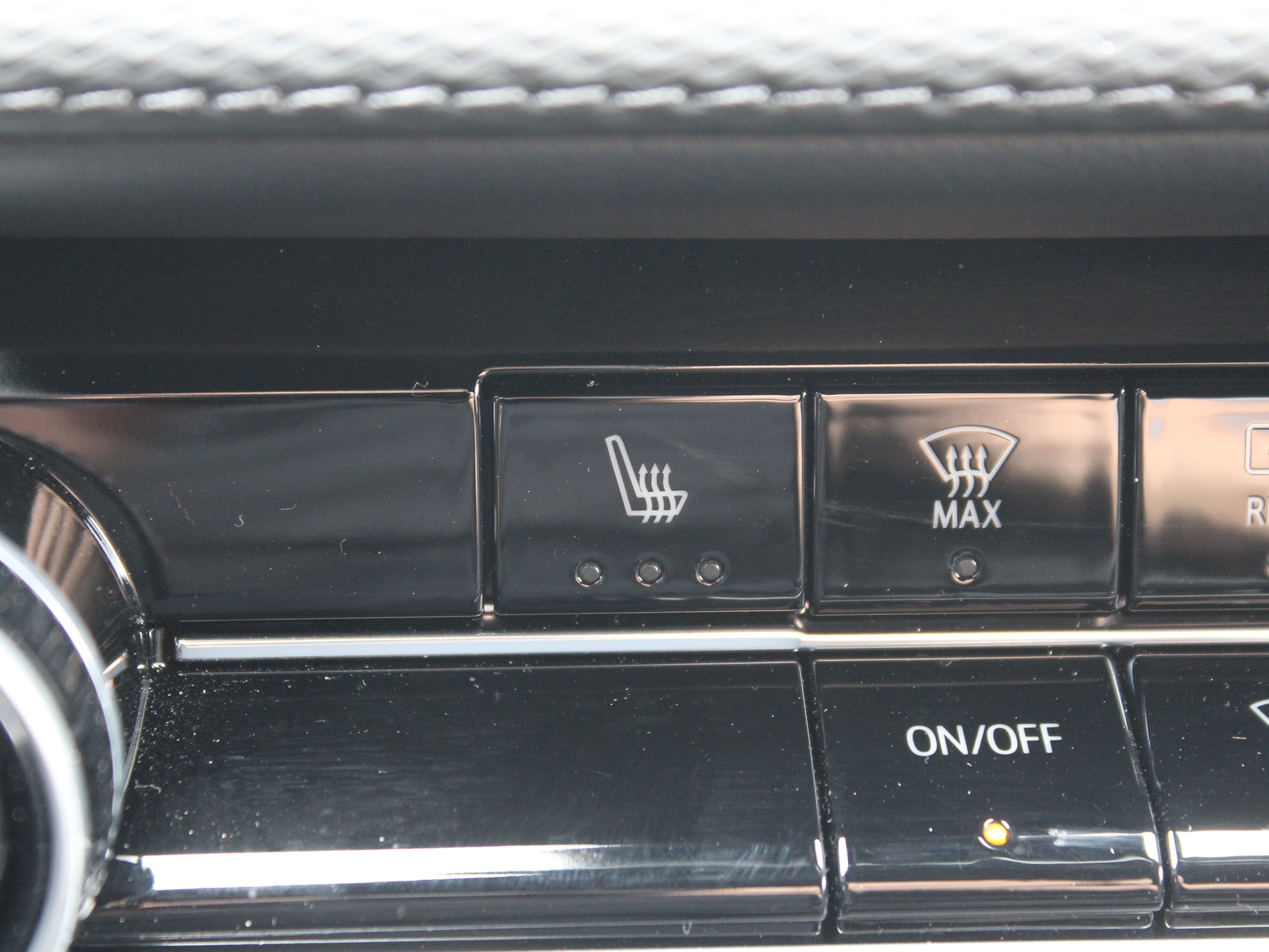 Used 2026 Chevrolet Equinox LT FWD image 19