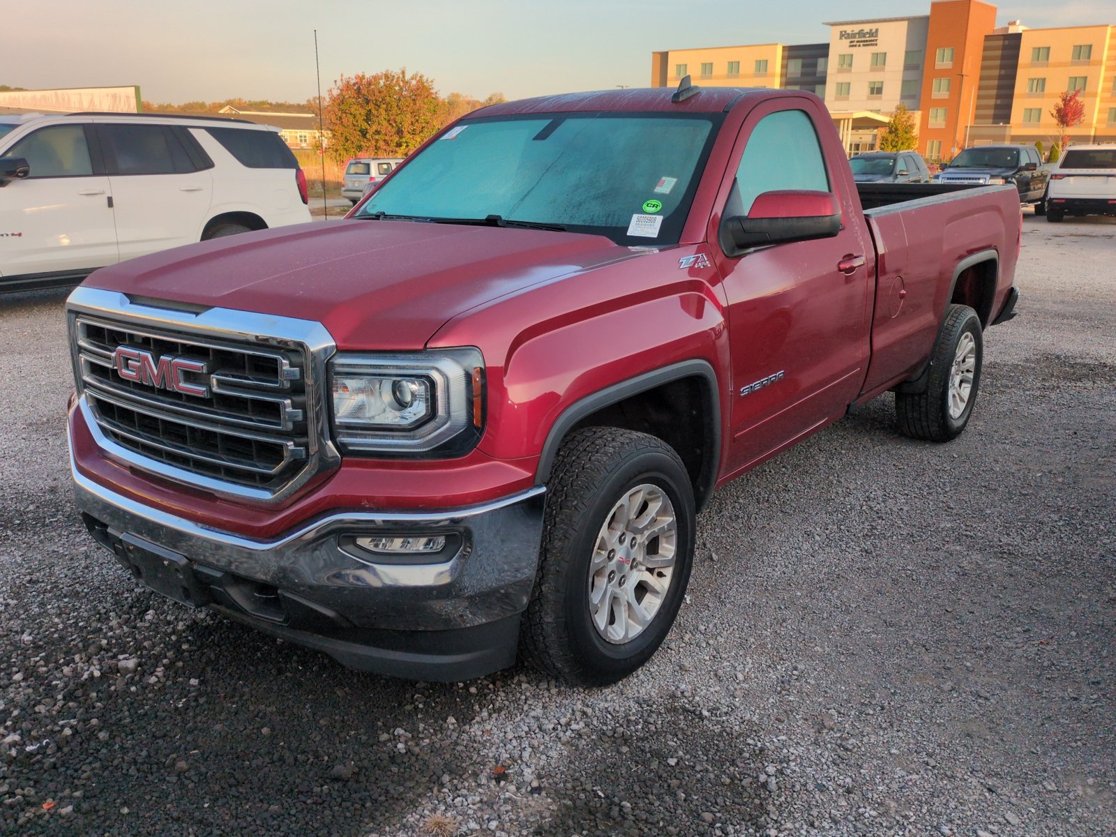 Used 2018 GMC Sierra 1500 SLE w/ SLE Preferred Package AWD/4WD image 1