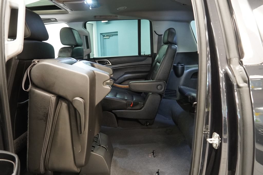 Used 2020 GMC Yukon XL Denali w/ Open Road Package AWD/4WD image 33