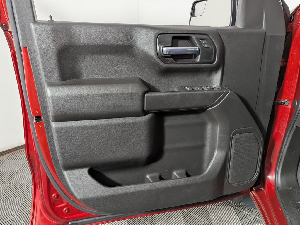 Used 2021 Chevrolet Silverado 1500 Custom image 14