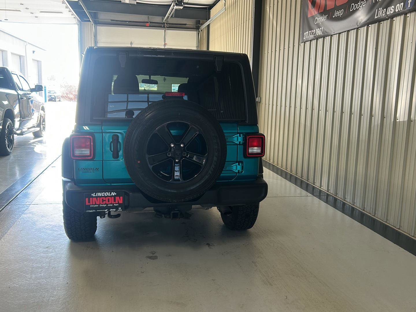 Used 2020 Jeep Wrangler Unlimited Sport image 8