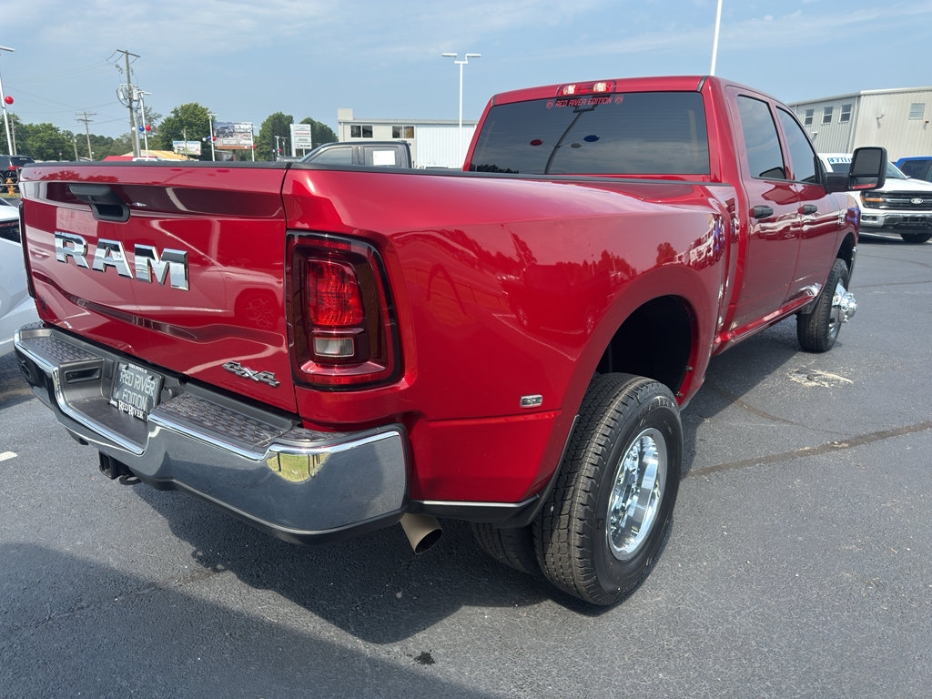 Used 2026 RAM 3500 Tradesman w/ Chrome Appearance Group A AWD/4WD image 5