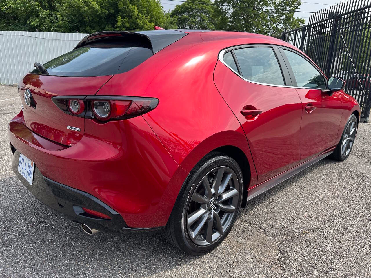Used 2020 MAZDA MAZDA3 AWD Hatchback w/ Preferred Pkg image 5