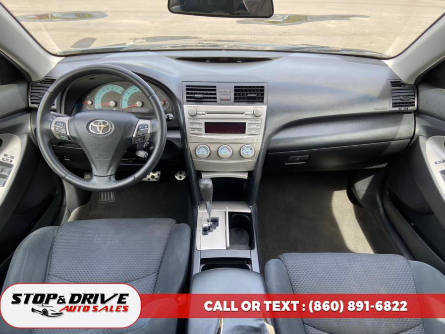 Used 2011 Toyota Camry SE w/ Fleet Convenience Pkg FWD image 9