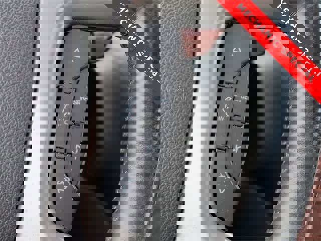 Used 2013 Chevrolet Avalanche LTZ image 26