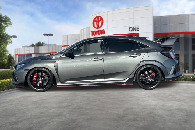 Used 2019 Honda Civic Type R image 8