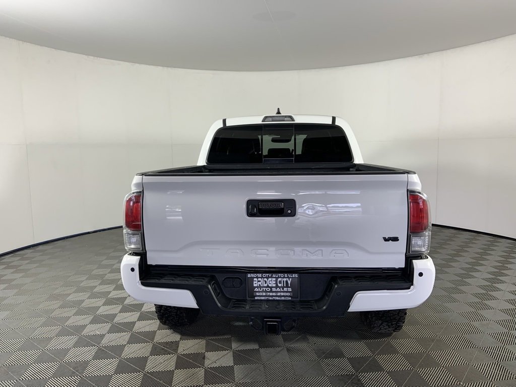 Used 2020 Toyota Tacoma TRD Off-Road image 8
