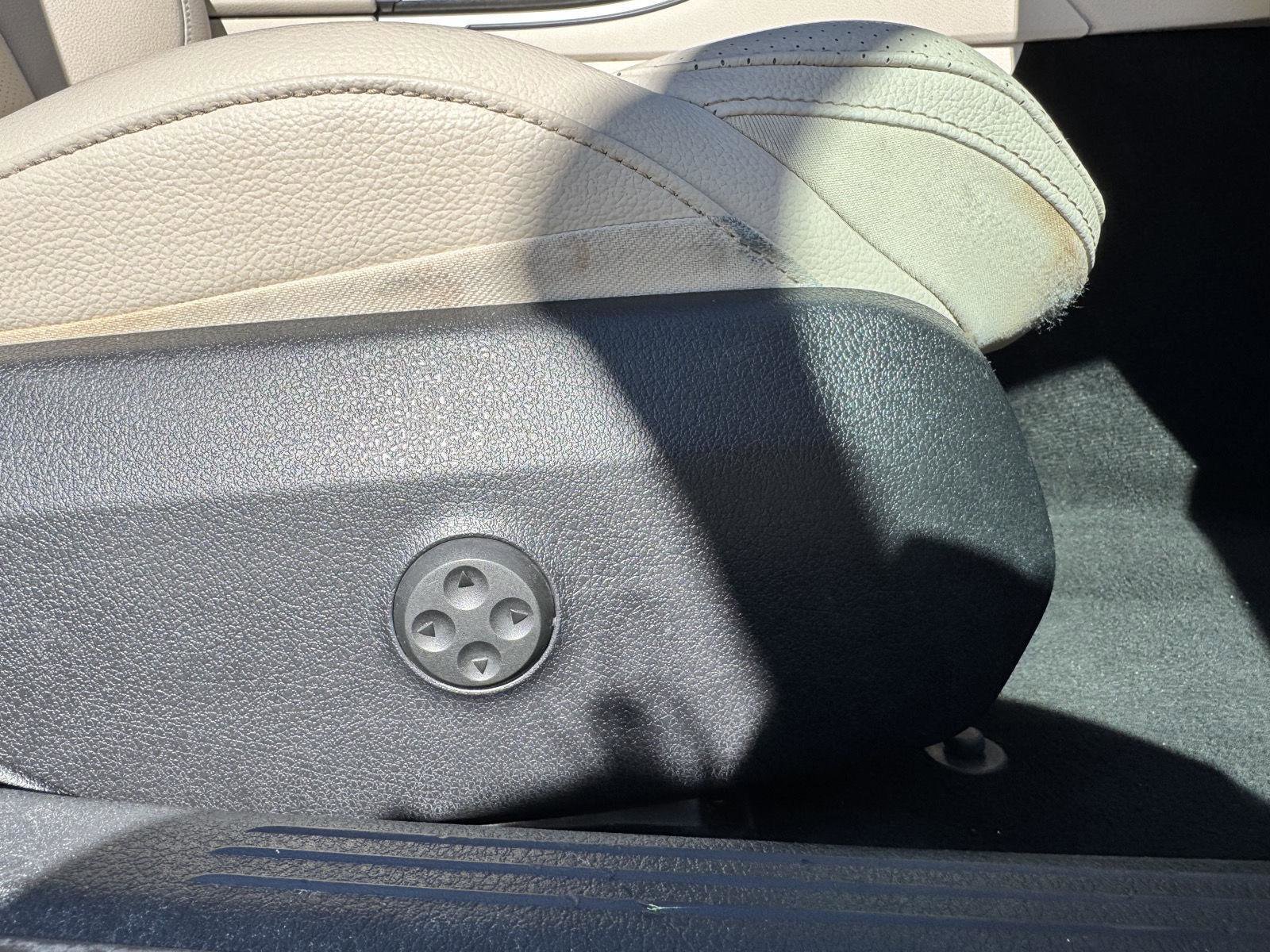 Certified 2023 Mercedes-Benz C 300 Sedan image 30