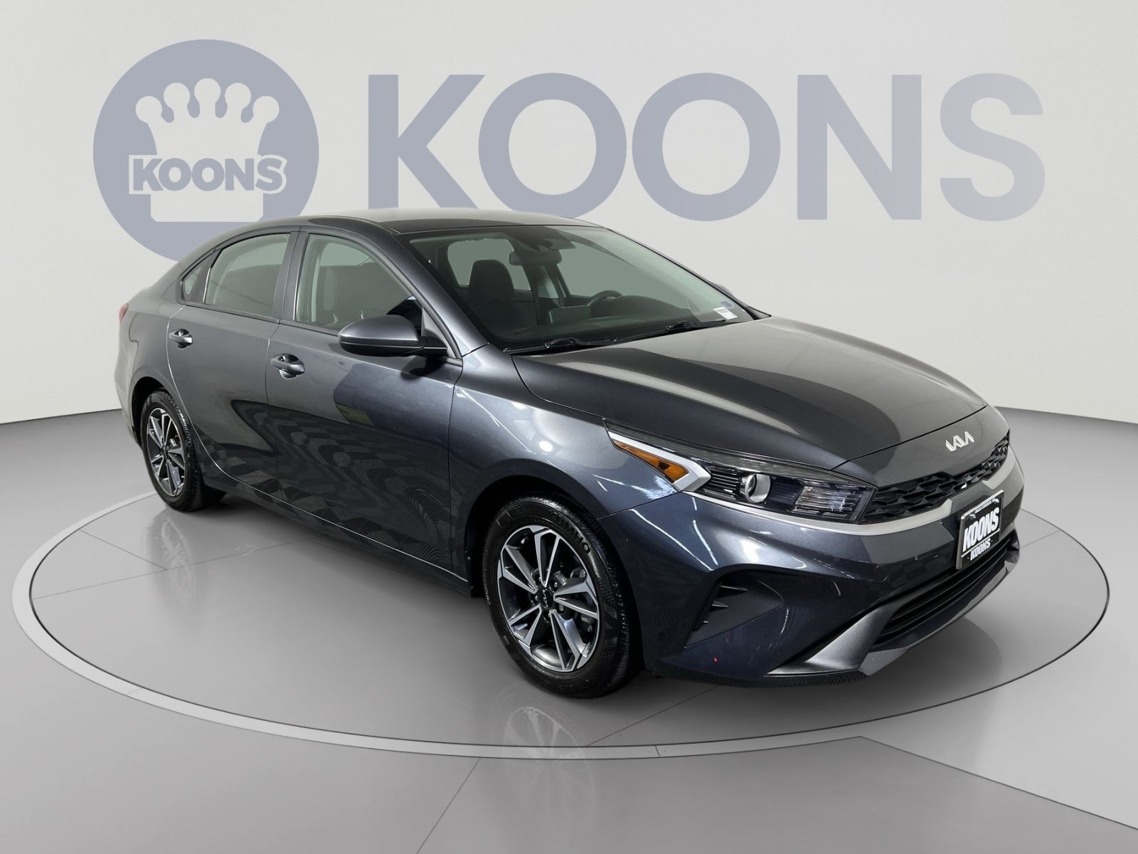 Used 2023 Kia Forte LXS FWD image 2