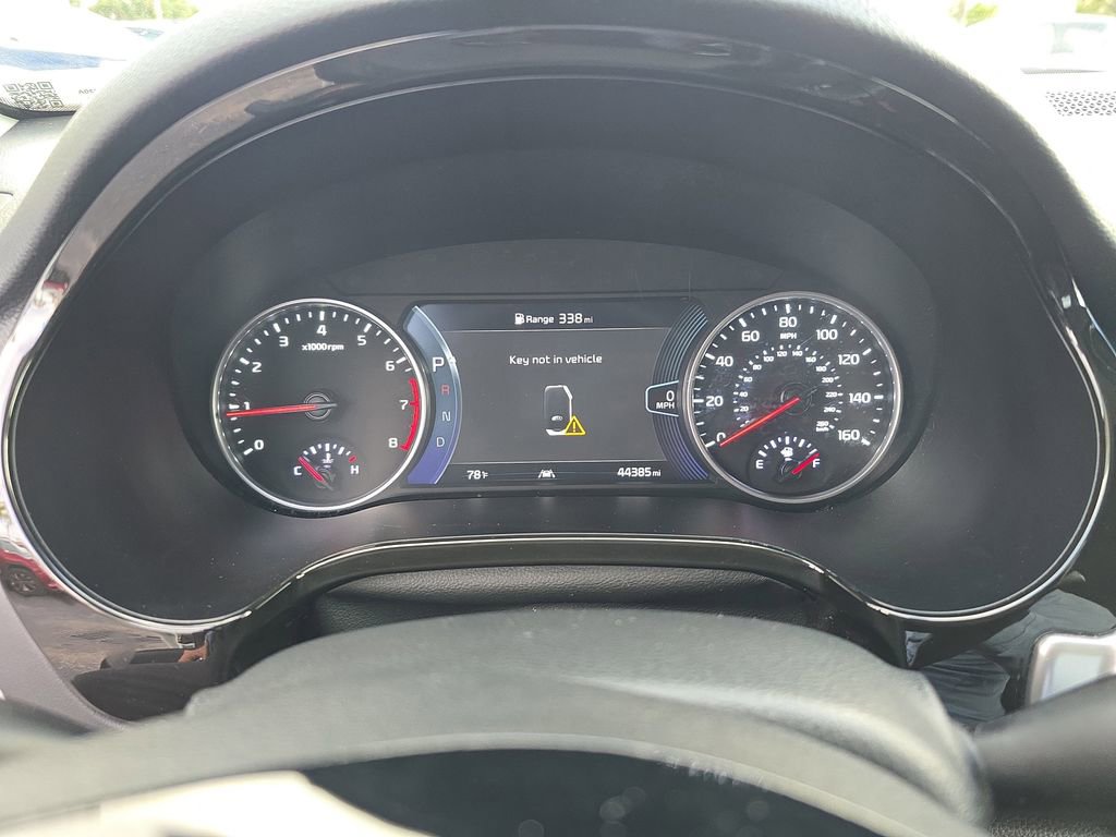 Used 2021 Kia Seltos SX w/ SX Sunroof Package image 21