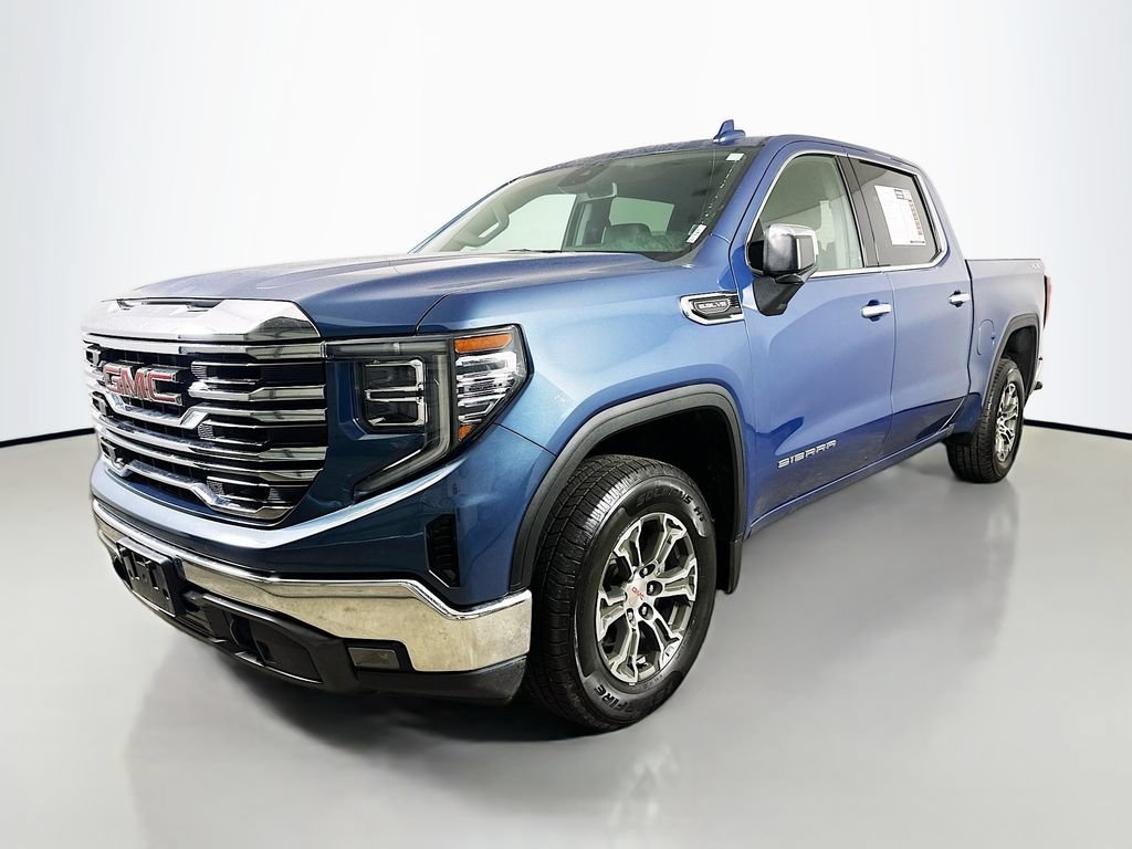 Used 2024 GMC Sierra 1500 SLT AWD/4WD image 3