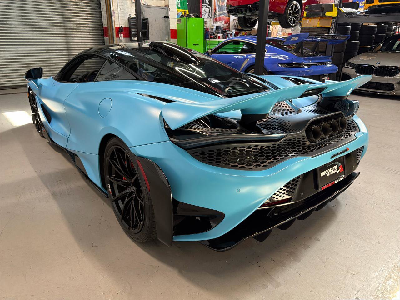 Used 2021 McLaren 765LT RWD image 8