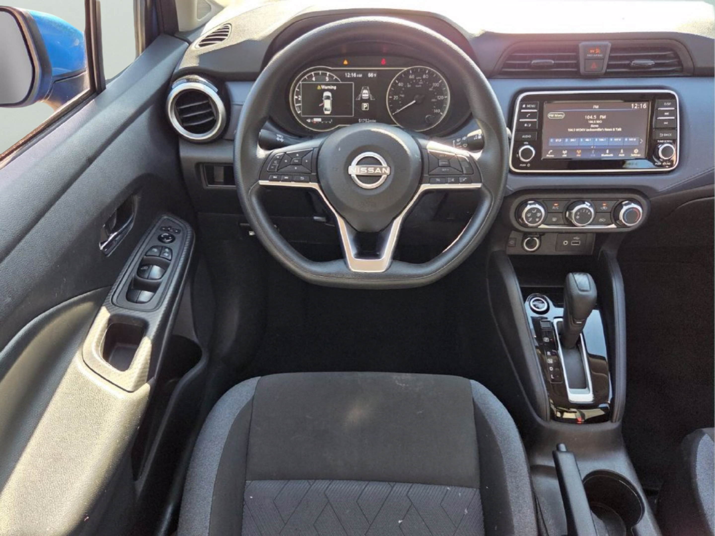 Used 2024 Nissan Versa SV FWD image 11