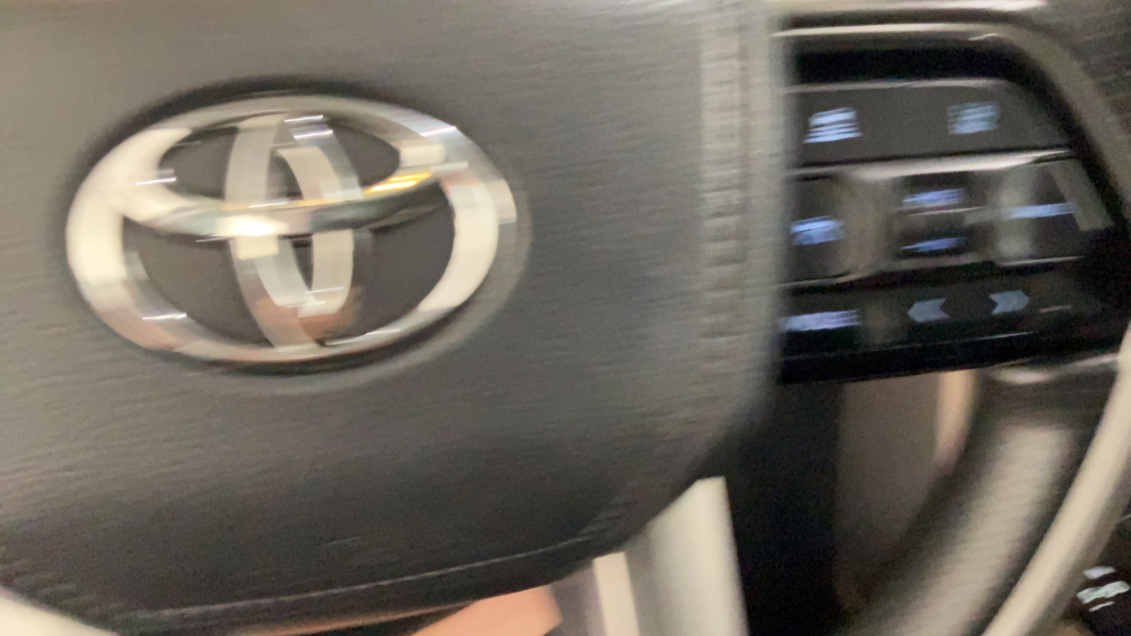 Used 2023 Toyota Tundra SR5 w/ SR5 Convenience Package AWD/4WD image 19