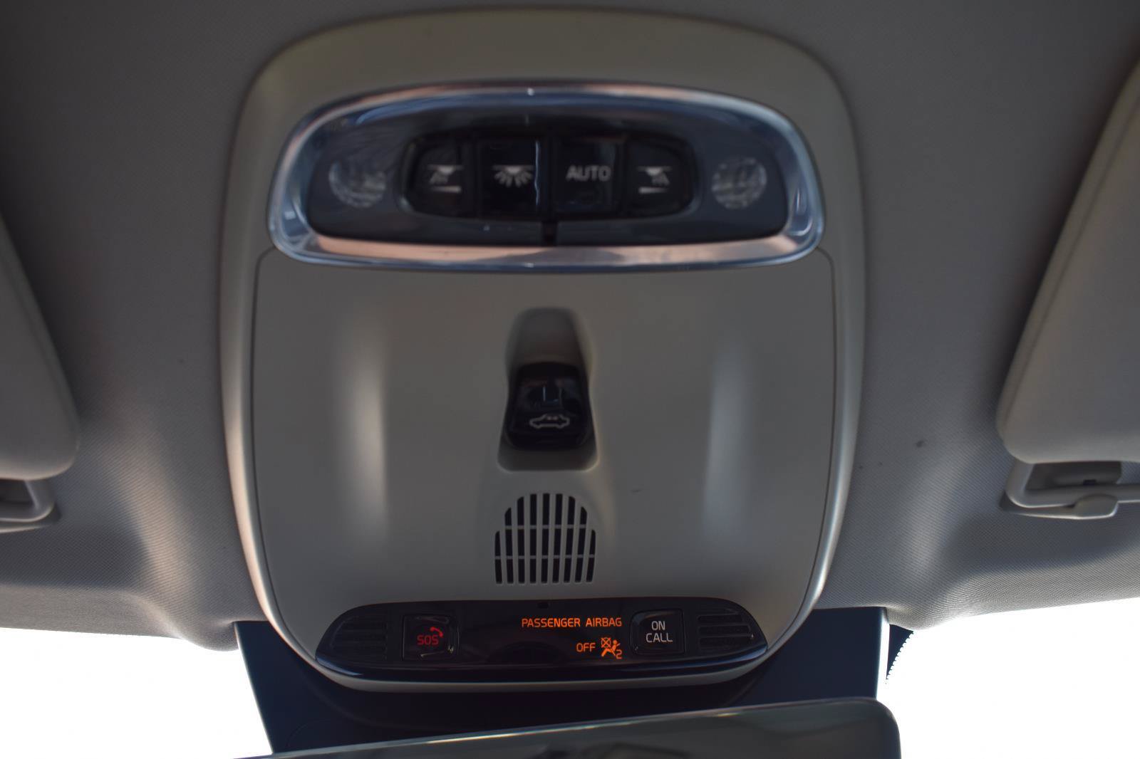 Used 2021 Volvo XC90 T5 Momentum w/ Protection Package Premier FWD image 42