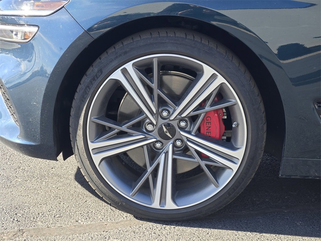 Used 2024 Genesis G70 3.3T Advanced w/ Sport Prestige Package image 13