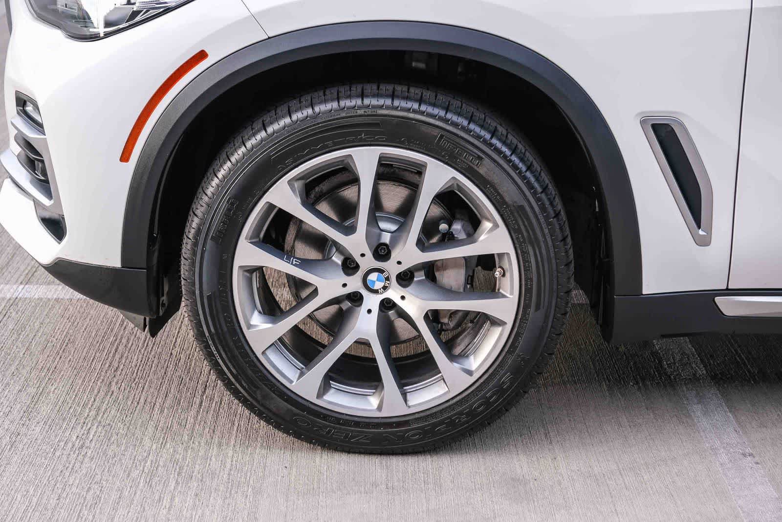 Used 2021 BMW X5 xDrive40i w/ Convenience Package AWD/4WD image 10